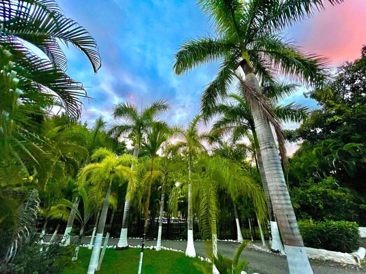 Castillo Tambor Resort & Restaurant Extérieur photo