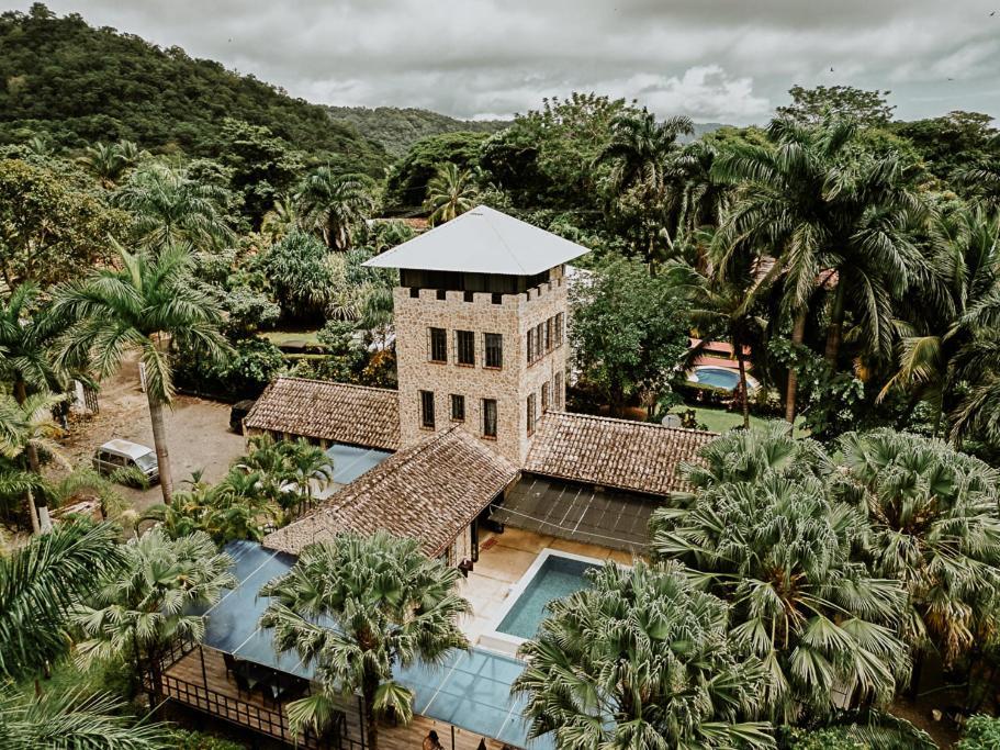 Castillo Tambor Resort & Restaurant Extérieur photo